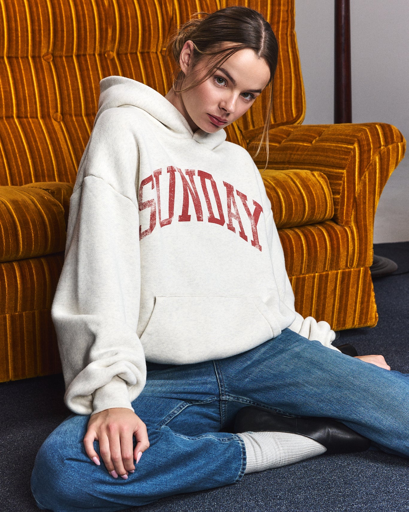 heavyweight college hoodie