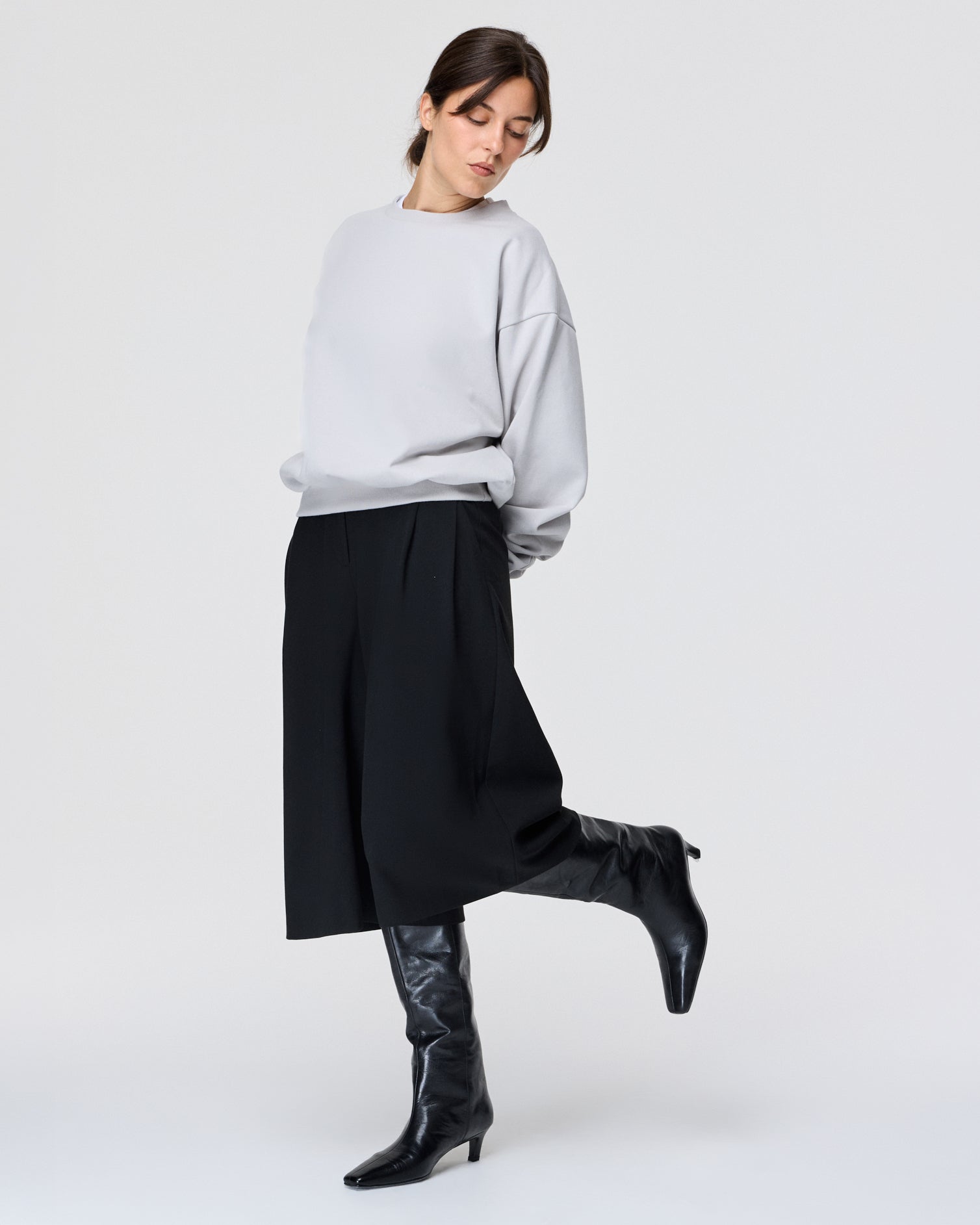 heavyweight script crewneck