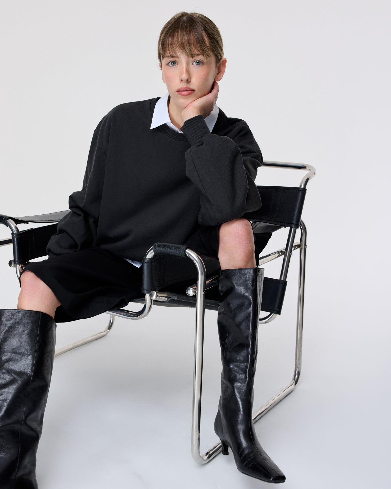 heavyweight script crewneck