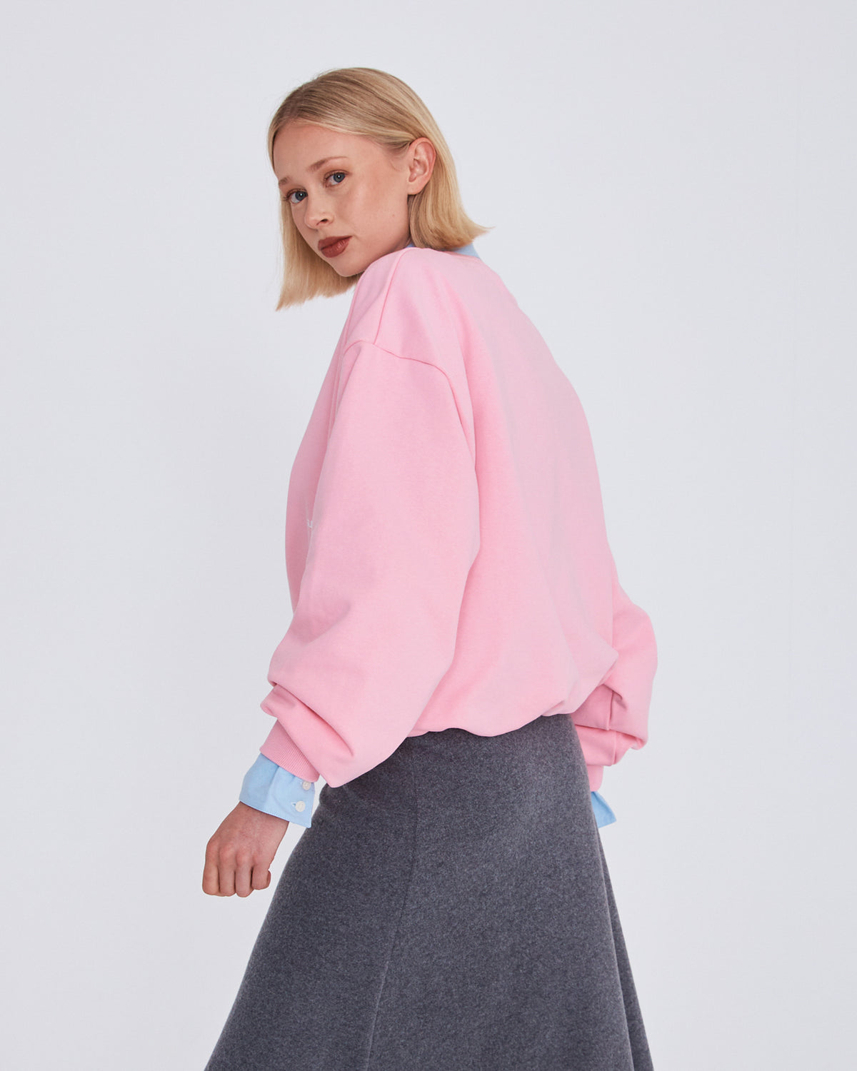 heavyweight script crewneck